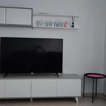 Adrisabela كانديلاريا